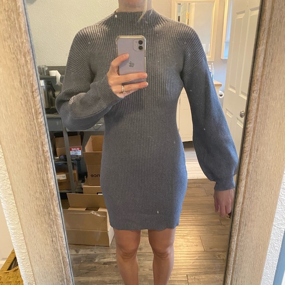 Vici sweater dress - Picture 2 of 3